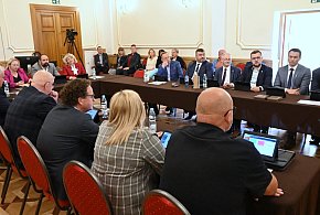 Tarnobrzeg rozda rekordową liczbę odznaczeń. Znamy nazwiska kandydatów do tytułów