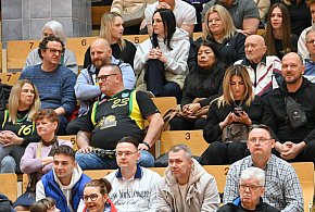 Tarnobrzeskich koszykarzy tradycyjnie dopingowała rzesza kibiców