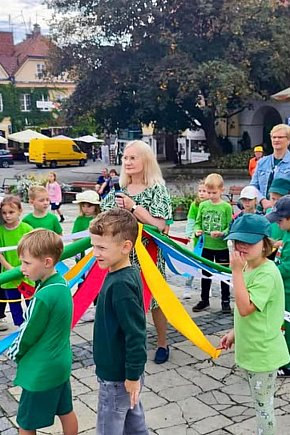 Dzień Przedszkolaka na sandomierskim Rynku-10392