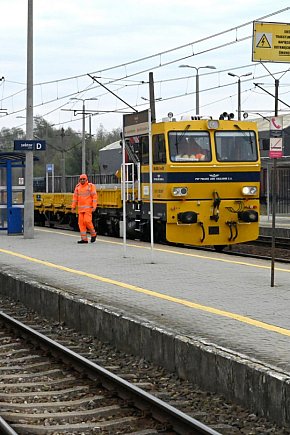 Wyburzą dworzec PKP w Sandomierzu-10488