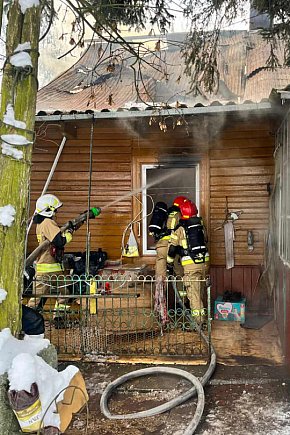 Pożar domu w powiecie staszowskim-11112