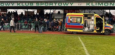 Piłkarz zasłabł podczas meczu w Klimontowie. To wychowanek Siarki-226272
