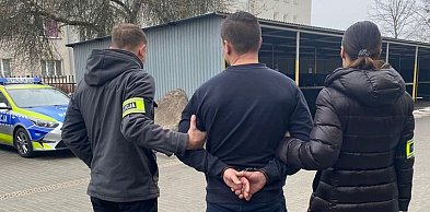 42-latek podejrzany o kradzież portfela. Sprawa trafi do sądu