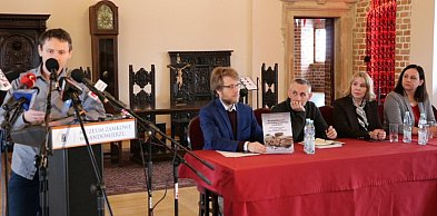 Dwie wystawy i trzy koncerty muzyki klasycznej – plany Muzeum Zamkowego