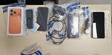 Zatrzymano internetowego oszusta. Wyłudzał pieniądze, oferując sprzedaż materiałów