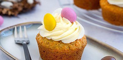 Wielkanocne śniadanie w restauracji – jak zorganizować idealny bufet szwedzki?