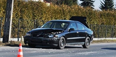 Jedna osoba trafiła do szpitala po zderzeniu w Gorzycach [ZDJĘCIA]