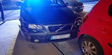 Policyjny pościg w Tarnobrzegu. Kierowca volvo uciekł [ZDJĘCIA]