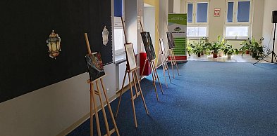 Wystawę malarstwa Dawida Żukowskiego można oglądać w Staszowie [ZDJĘCIA]