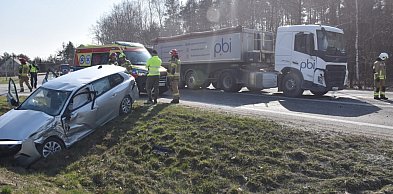 Groźny wypadek na skrzyżowaniu z DK9 w Jadachach [ZDJĘCIA]