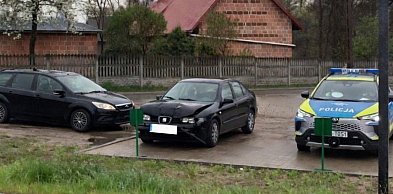 Zderzenie trzech aut w Nowej Dębie