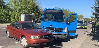 Wypadek w Siedleszczanach. W busie było 10 pasażerów