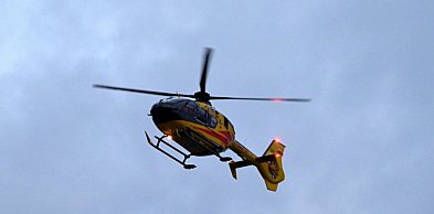 Groźny wypadek w Durdach. Ranną kobietę zabrał śmigłowiec LPR