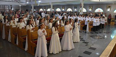 Pierwsza Komunia Święta w Tarnobrzegu-Dzikowie [ZDJĘCIA]
