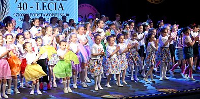 Tarnobrzeska "Dziesiątka" świętuje 40-lecie istnienia. Radosny jubileusz [ZDJĘCIA]