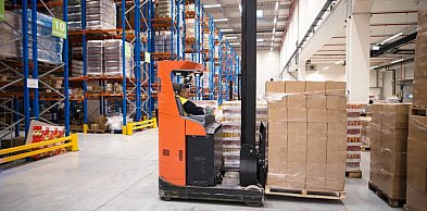 Cross-docking – co to jest i jak rewolucjonizuje nowoczesną logistykę?