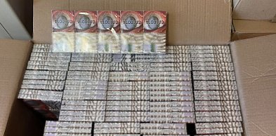 Uderzenie w kontrabandę. Kryminalni zabezpieczyli tysiące paczek papierosów