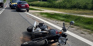 Groźny wypadek na DK9. Pod Łoniowem motocykl zderzył się z autem osobowym