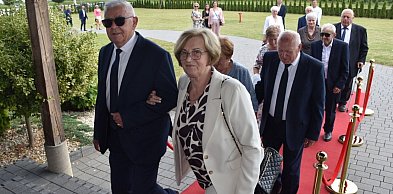 Złote gody w gminie Klimontów. "To święto miłości, wierności i oddania" FOTO