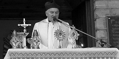 Zmarł ks. kan. Jerzy Siara, wieloletni proboszcz we Włostowie i Zawichoście
