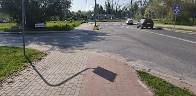 Rowerzyści zwracają uwagę na przerwaną infrastrukturę przy obwodnicy Tarnobrzega