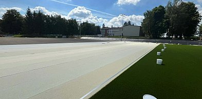 Nowe boisko w Sandomierzu-Mokoszynie już ze sztuczną murawą