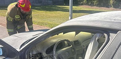 Pożar auta przy Orlenie w Sandomierzu. Na miejsce wezwano strażaków