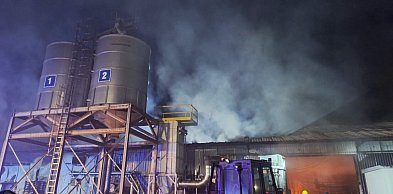Nocny dramat w Zaklikowie. Strażacy walczyli z ogromnym pożarem