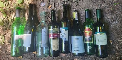 Młodej parze skradziono 60 butelek wina, które było prezentem ślubnym!
