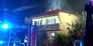 Pożar domu w Stalach. Na miejsce wezwano 4 zastępy [ZDJĘCIA]-225330