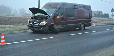 Zderzenie na tarnobrzeskim osiedlu Wielowieś [ZDJĘCIA]-228885