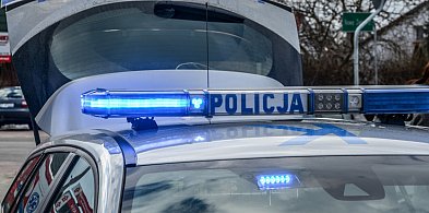 Kopał i wyzywał policjantów. 38-latek został obezwładniony i zatrzymany