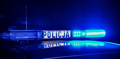 Wjechał oplem w ogrodzenie. Miał 2,4 promila