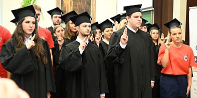 Ponad 400 studentów rozpoczęło rok akademicki w...-226125
