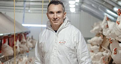 Nocą słucham jak oddychają [Czytaj w gazecie]-228723