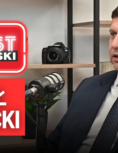 Kolej do Staszowa, autobusy na wieś i polityczne wojenki. Michał Skotnicki [WIDEO]-229600