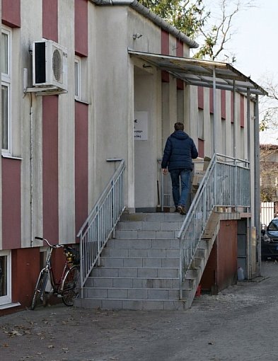 Trzeba nosić pacjentów [Czytaj w gazecie]