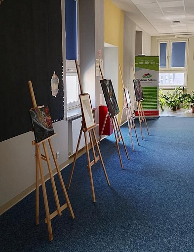 Wystawę malarstwa Dawida Żukowskiego można oglądać w Staszowie [ZDJĘCIA]