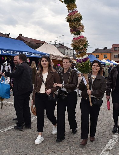 Tłumy na Jarmarku Wielkanocnym w Staszowie [ZDJĘCIA]