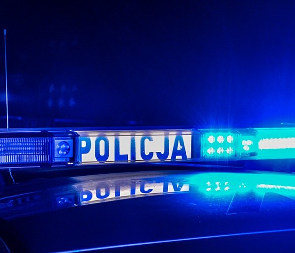 Więzienie, konfiskata auta i 10 tys. zł kary dla kierowcy z pow. staszowskiego-225333