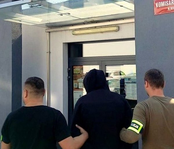 Rozbójnik z Nowej Dęby spędzi 3 miesiące w areszcie tymczasowym-225565