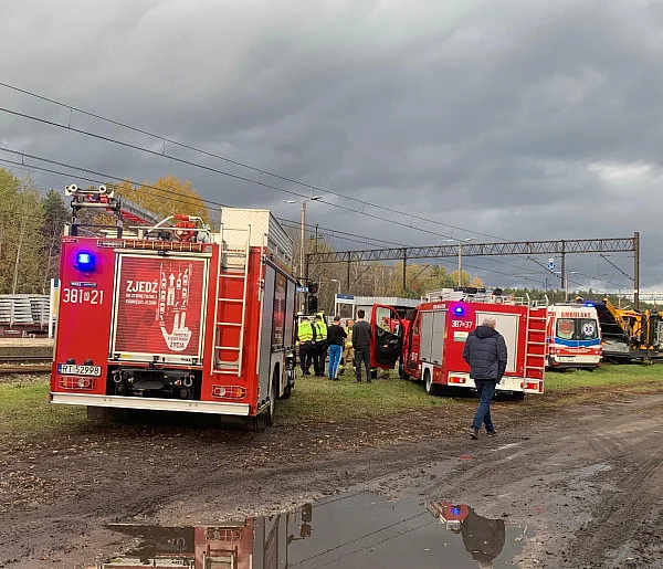Tragiczne odkrycie. Ciało młodego mężczyzny znalezione na stacji kolejowej-226782