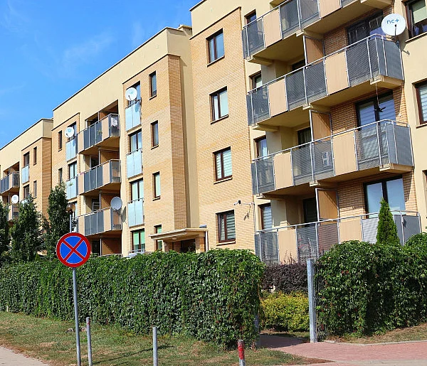 Kto zapłaci za remont balkonu? Rząd chce wreszcie to uporządkować-229629