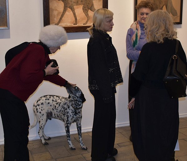 „Bestiarium” – zwierzęta realne i wyśnione w rysunkach Karoliny Dousy-Bik