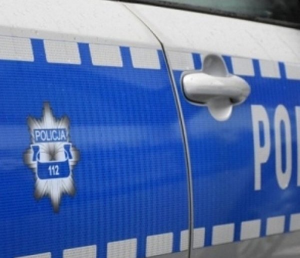 Pięciolatek biegł za nieznanym mężczyzną. Trafił na komendę w Tarnobrzegu