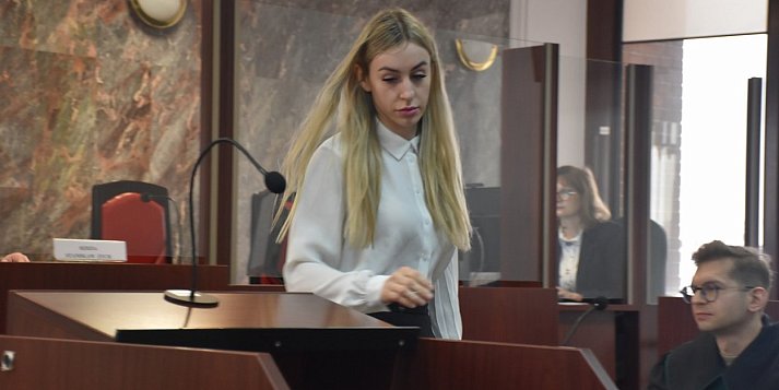 Rozpoczął się proces byłej policjantki z Tarnobrzega [ZDJĘCIA]