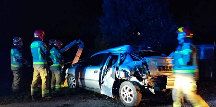 Zderzenie dwóch osobówek na DK79 pod Sandomierzem-227693