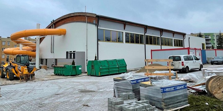Jak przebiega przebudowa sandomierskiej pływalni?-229084