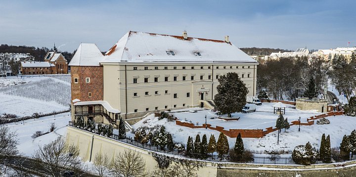 Zamek Królewski w Sandomierzu z główną nagrodą-229528