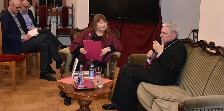 Biskup Nitkiewicz opowiadał o swojej nowej książce